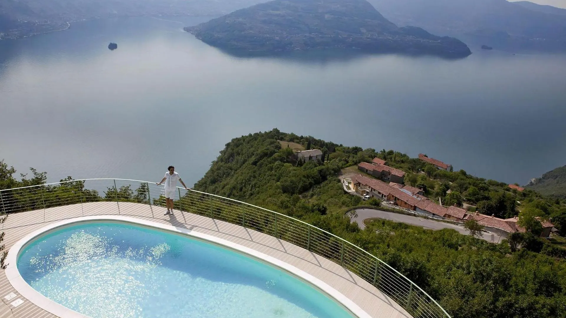 Mantegna Garten Mit Seeblick Und Schwimmbad Parzanica
